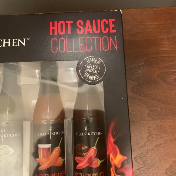 Hell's Kitchen Hot Sauce Collection Set Of 4 New In Box Gordon Ramsay Cooking - Picture 2 of 4